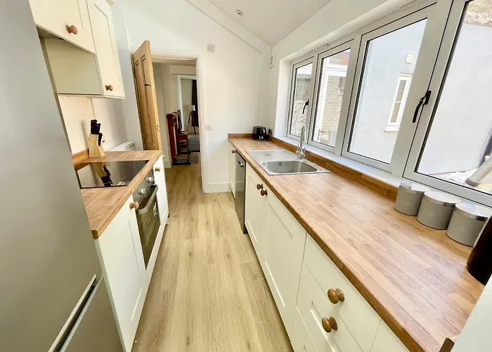 Nyaraló The Annex - With Parking *