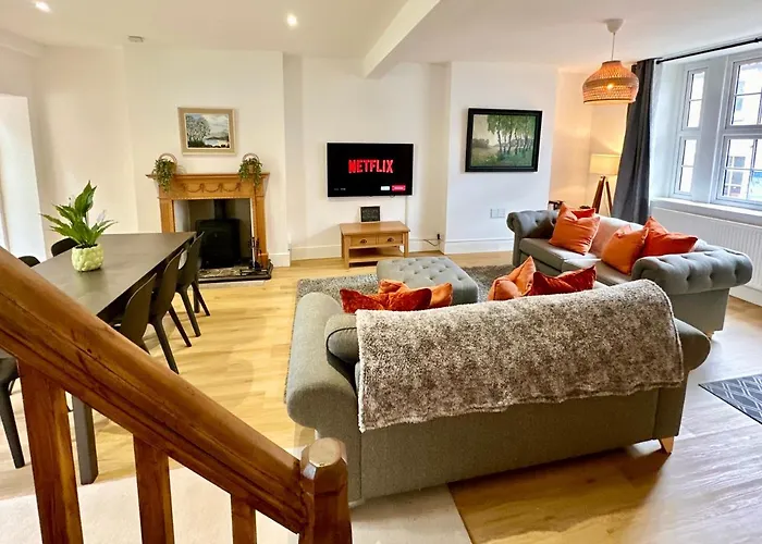 The Annex - With Parking Nyaraló *