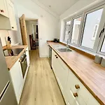Vakantiehuis The Annex - With Parking *